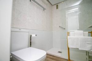 Koupelna v ubytování Ocean House Bloque 3 Planta 1 By IVI Real Estate