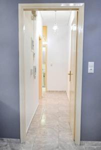Fotografie z fotogalerie ubytování Lili's Apartment v destinaci Elefsina