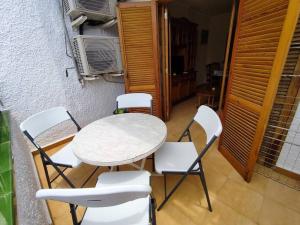 Fotografia z galérie ubytovania Apartamento cómodo a 300 metros de la playa v destinácii Santa Pola