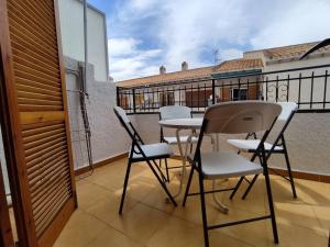 Balkón alebo terasa v ubytovaní Apartamento cómodo a 300 metros de la playa