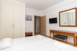 プロタラスにあるFlora Hotel Apartmentsのギャラリーの写真 +18枚の写真