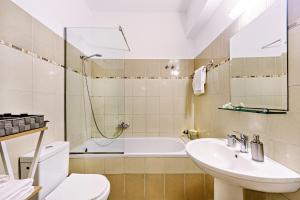 Kúpeľňa v ubytovaní Ionian Citizen Suite + 37 fotografií