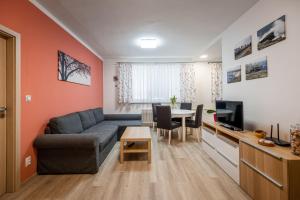 Istumisnurk majutusasutuses Apartmán Jabloňová
