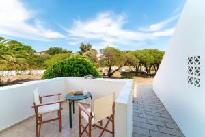 A balcony or terrace at Tselios Apartments & Studios