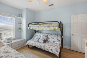 Voodi või voodid majutusasutuse Blue Laguna by Vacation Homes Collection toas