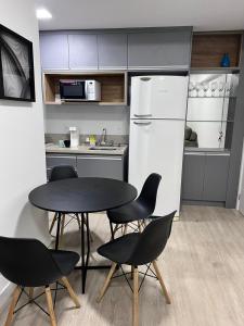 Apartamento Bauru tesisinde mutfak veya mini mutfak