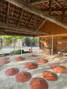 Fotografie z fotogalerie ubytování Zaali's wine cellar v destinaci Vani