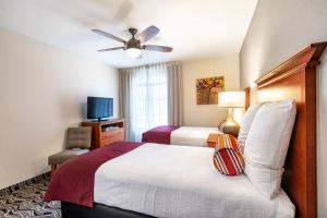 Voodi või voodid majutusasutuse Scottsdale Camelback Resort toas