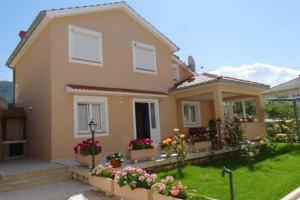 Zahrada ubytování Apartments by the sea Barbat, Rab - 18462