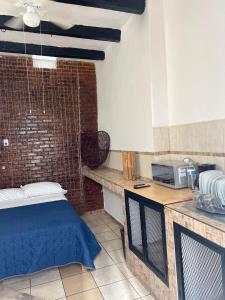 Kuchyň nebo kuchyňský kout v ubytování Hostal Luna 49