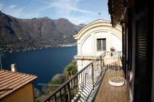 Gallery image of Pinky House in Nesso