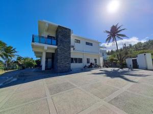 El edificio en el que está el bed and breakfast