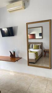 Postel nebo postele na pokoji v ubytování Canggu - Pererenan Guesthouse " aBaliHouse "