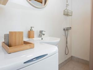 Koupelna v ubytování Holiday home Hovborg XI + 22 fotografií
