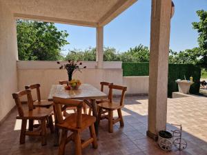 Balkoni atau teres di Gabriella House