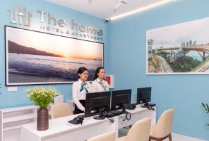 Επισκέπτες που μένουν στο The Home Hotel & Apartment