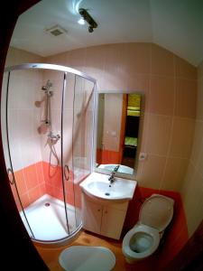 Ванная комната в Chata Polovica Terchová