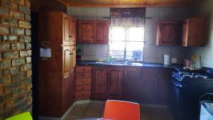 Köök või kööginurk majutusasutuses Legaeng Cottage - Serenity