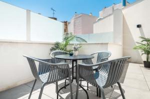 Fotografia z galérie ubytovania Loft Duplex with private terrace - Historic Center by REMS v destinácii Málaga