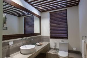 Vannituba majutusasutuses Colombo Court Hotel & Spa