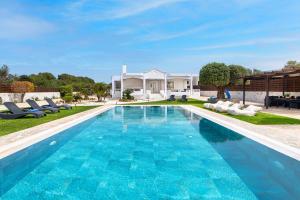 The swimming pool at or close to Marble Pool Villa
