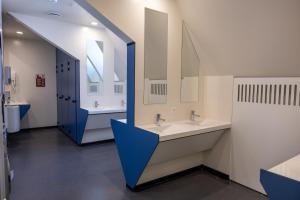 Een badkamer bij Hostel Uppelink