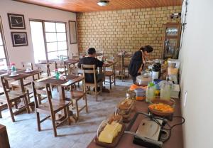 Makanan di atau berdekatan inn ini
