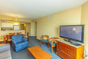 Imagen de la galería de Oceanfront 2 Bedroom Suite with Incredible Views! Carolinian 630, en Myrtle Beach