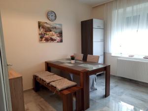 Zdjęcie z galerii obiektu Ferienhaus Lina w mieście Neusiedl am See