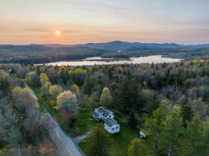 Gallery image of Child-Friendly, Cozy Historic Farmhouse on 11 Acres in Whitingham