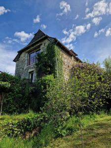 Gallery image of La Fontaine d'Aubrac in Florentin-la-Capelle