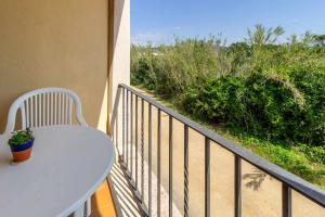 Balkón alebo terasa v ubytovaní Cubells 2 Apartamento cercano a la playa