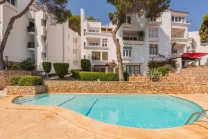 Bazén v ubytování Apartamento Ferrera Park 406 nebo v jeho okolí