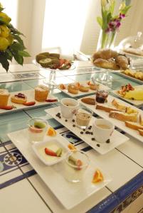 Gallery image of Hotel Luxor in Rimini