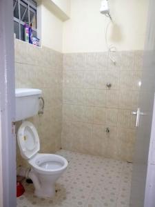 Vonios kambarys apgyvendinimo įstaigoje Nanyuki Mostays