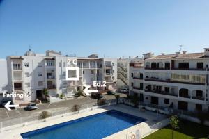 Swimmingpoolen hos eller tæt på LEON INMO Apartment Chanel - 15777