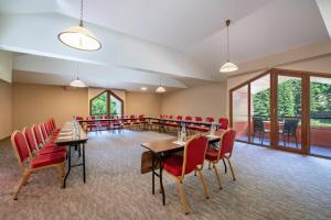 Konferenční prostory v ubytování Sairme Hotels & Resorts + 27 fotografií