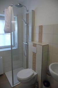 Koupelna v ubytování Schröderhof