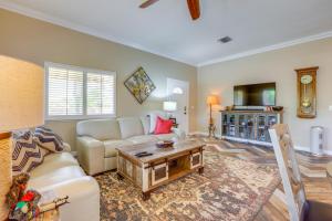 Idyllic Las Vegas Oasis with Outdoor Pool!