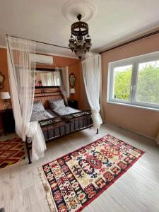 Gallery image of Fülöp Villa Apartmanház in Balatonszepezd