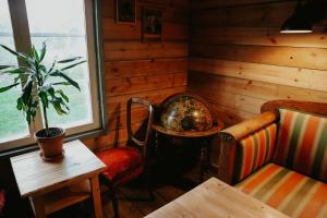 Istumisnurk majutusasutuses The Thistle Inn - Eko Farmstay