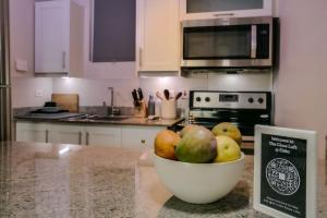 Cucina o angolo cottura di Choose To Be Happy at EI8HT! - Super Studios and Penthouse Apartment