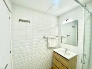 Łazienka w obiekcie Madrid Rio Amparo Usera