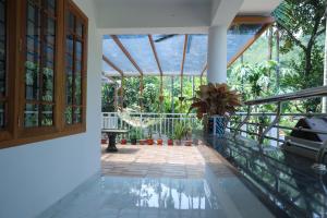 En balkong eller terrass på Moody moon residential home stay