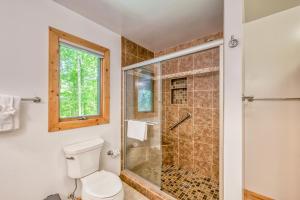 Ένα μπάνιο στο Woodhaven Hideaway +42 φωτογραφίες