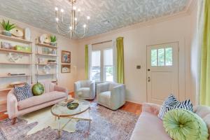 Gallery image of Charming Lake Charles Vacation Rental with Yard in Lake Charles