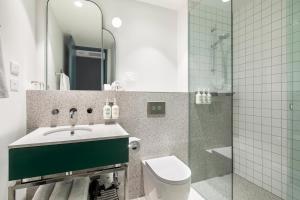 Koupelna v ubytování Holiday Inn Werribee by IHG