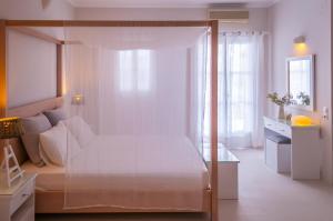 Imagen de la galería de Milos Bay Suites, en Adamas