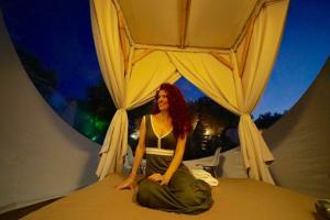 Gestir sem dvelja á Bubble Tents