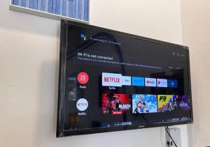 TV a/nebo společenská místnost v ubytování RV @ U GARDEN STAY